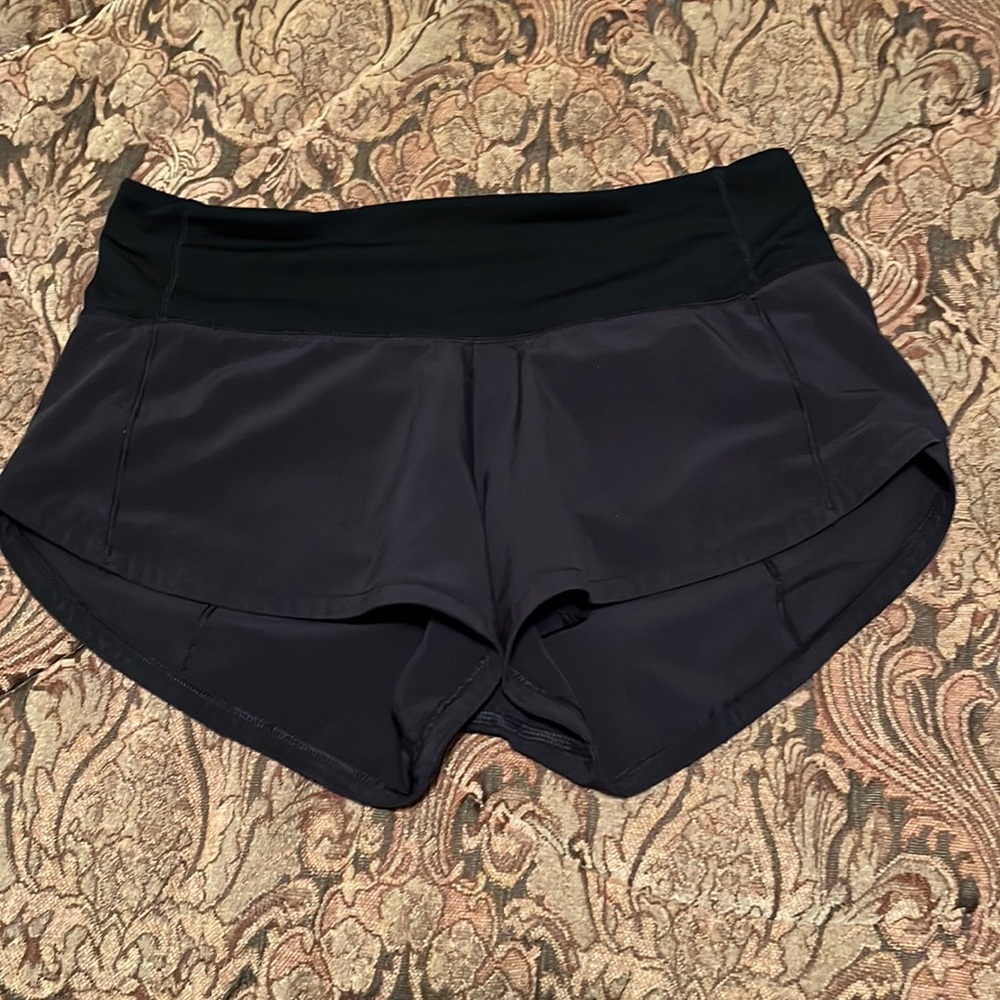 lululemon size 0 2.5 inch black speed ups